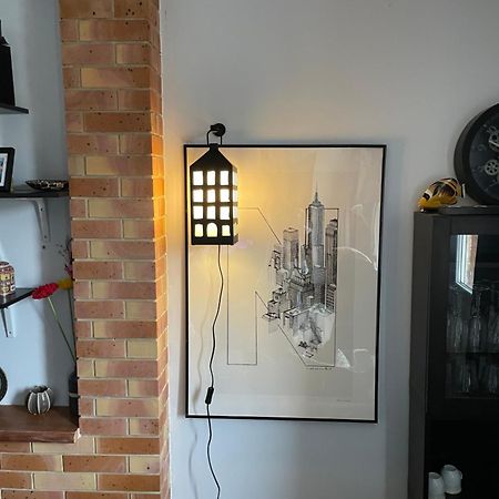 Bel Appartement Spacieux ,Convivial De 3 Chambres Avec Parking Prive Secure Caen Dış mekan fotoğraf