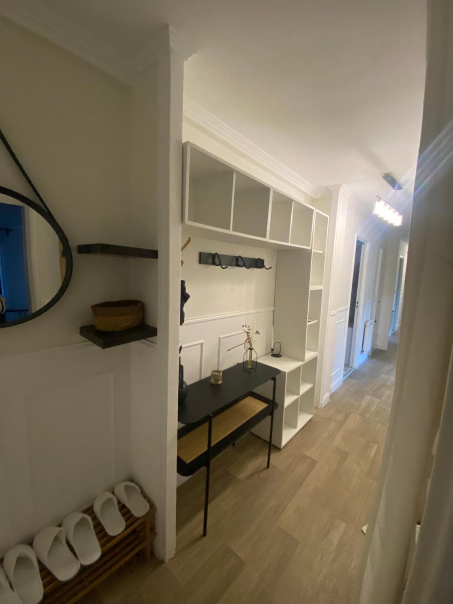 Bel Appartement Spacieux ,Convivial De 3 Chambres Avec Parking Prive Secure Caen Dış mekan fotoğraf